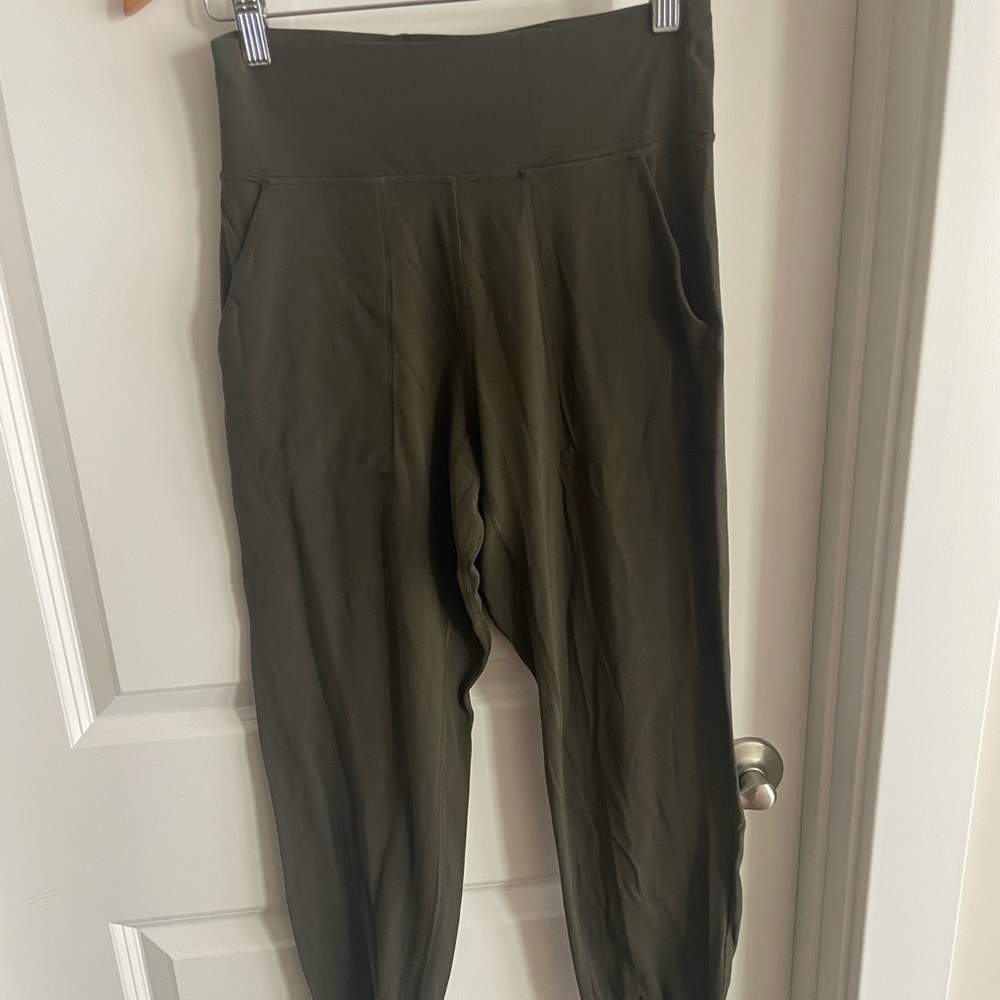 Lululemon Align joggers